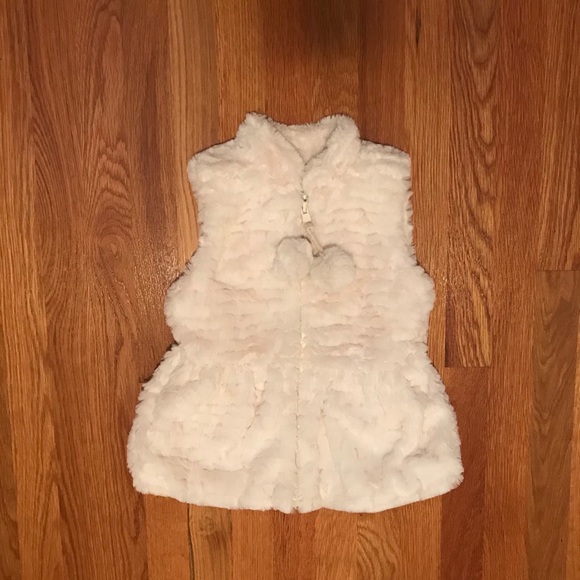EUC faux fur vest - Picture 1 of 4
